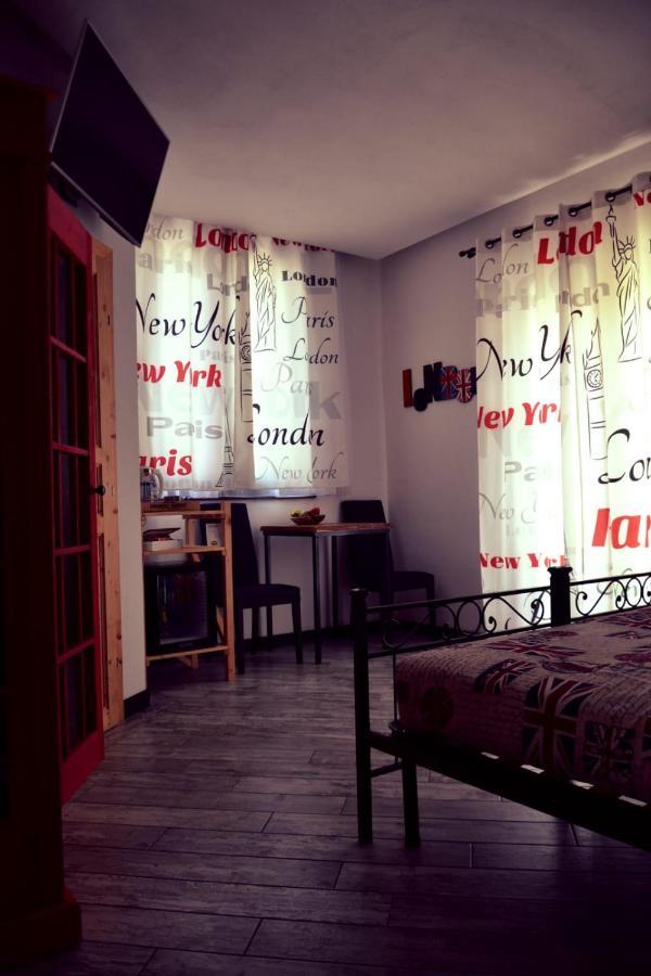 Amici Holiday B&B Di Bielak Aneta Izabela Vezzano Ligure Exterior photo